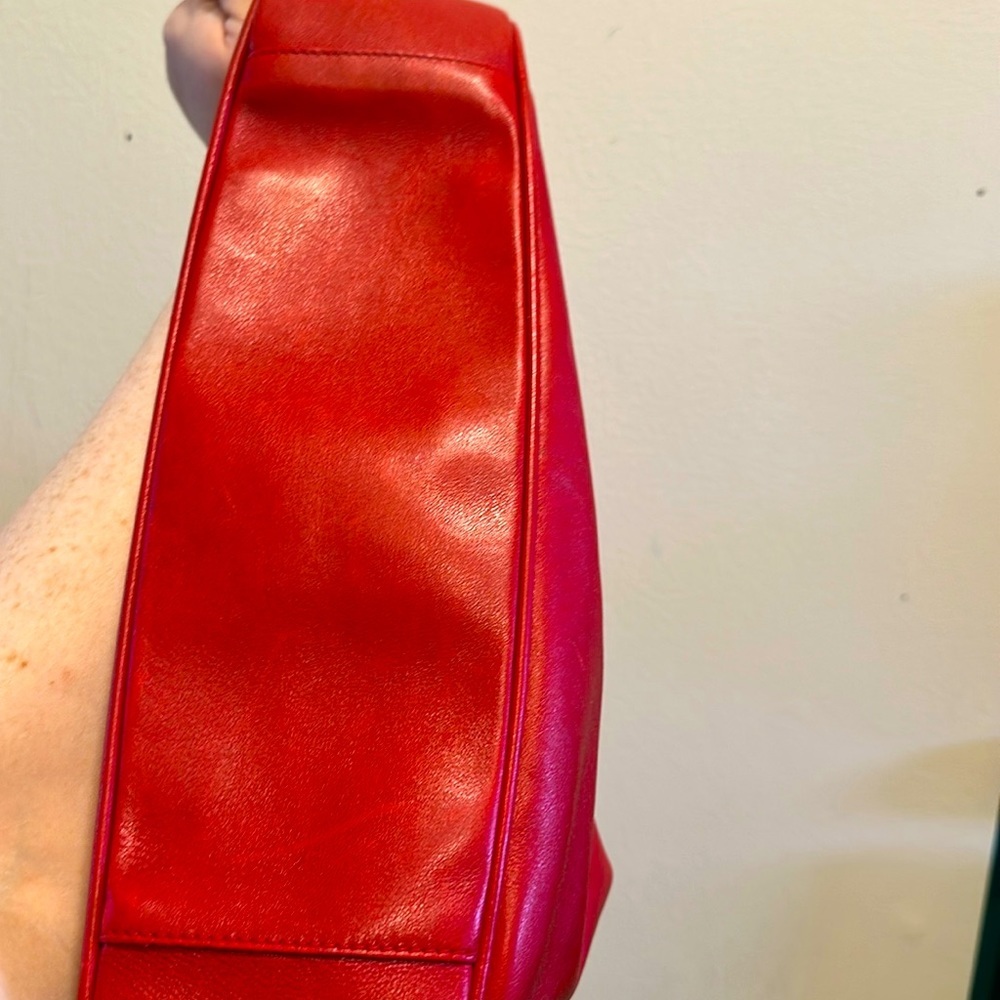 Gucci Vintage 2 Way Red Leather Handbag - Picture 8 of 16